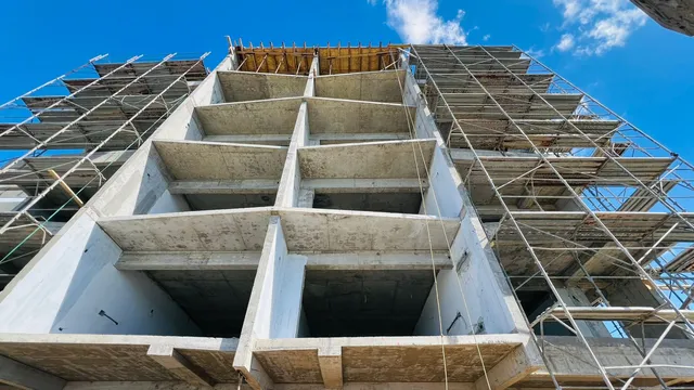 Concord Residence construction site with the concrete structure and scaffolding
