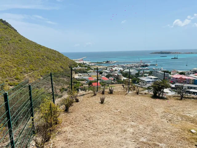 View from the lot over Philipsburg harbour and the cruise pier